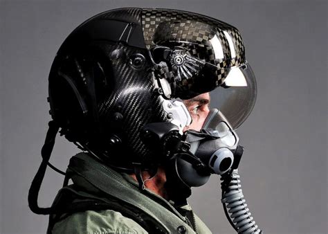 f 35 pilot helmet cost.